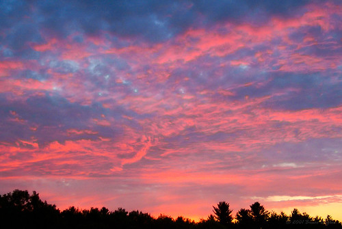 morning red sky clouds sunrise fire cloudsstormssunsetssunrises