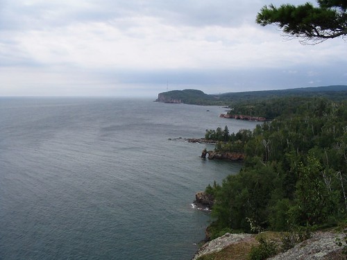 statepark trees water cloudy hiking northshore duluth lakesuperior tettegouche