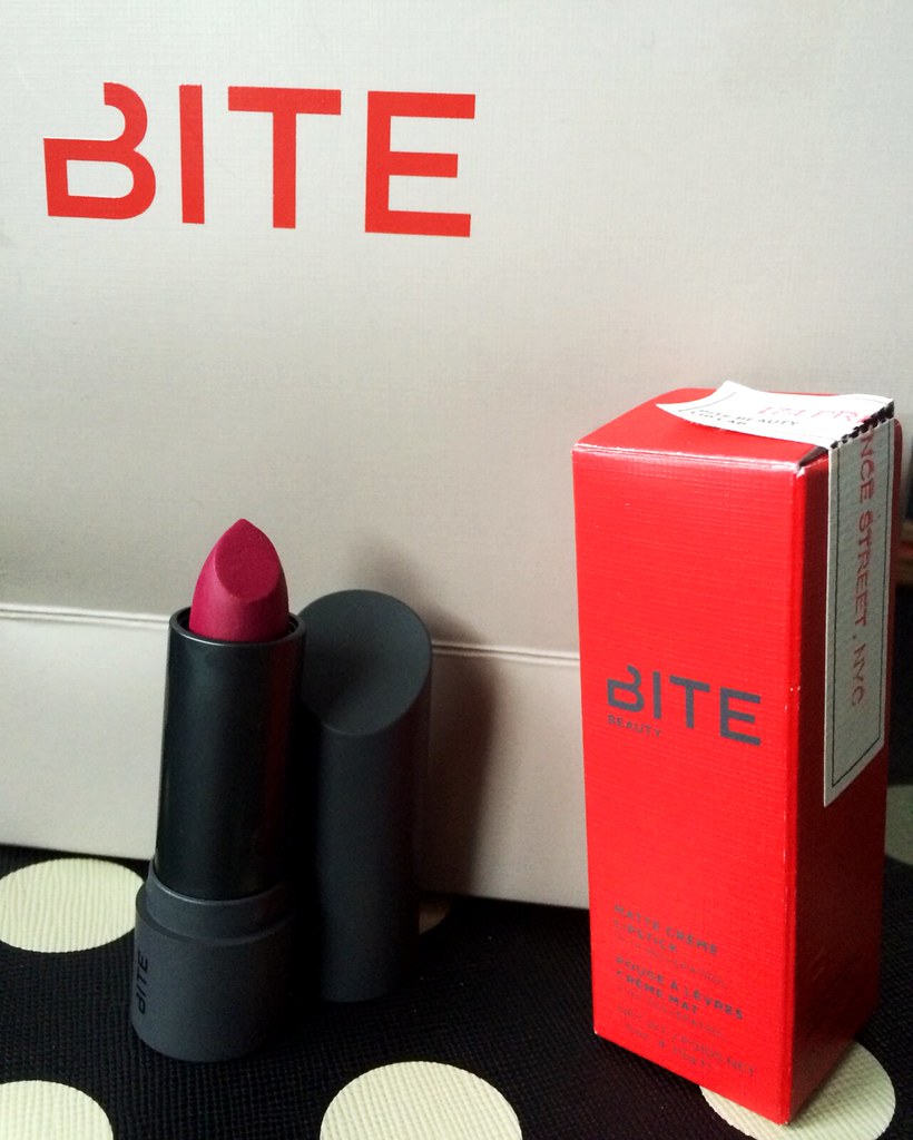 My Experience At Bite Beauty Lip Lab In NYC - Making Custom Lipstick // eyeliner wings & pretty things