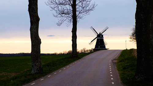 road sunset sky tree windmill photography se skåne sweden f45 cropped ystad 2016 skånelän xe2 xf1855mmf284rlmois ¹⁄₁₁₀₀sek ystadv 410042016163725