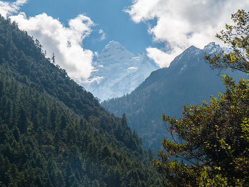 nepal mountain ganesh himalaya tsum westernregion manaslucircuit tsumvalley mountainkingdoms chhokangparo
