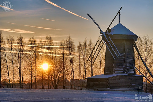 winter russia sunsets windmills suzdal vladimir museumofwoodenarchitecture