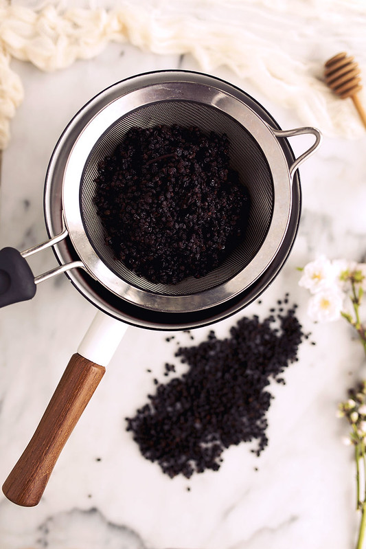 How-to Make Elderberry Syrup