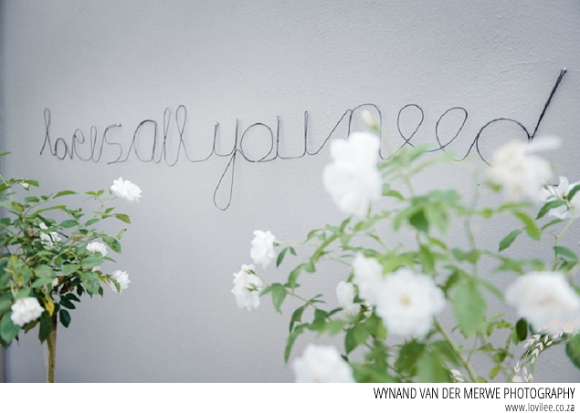 Big reveal: Patio revamp - love is all you need wire art