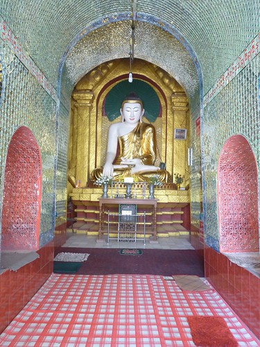 M16-Mandalay-Quartier des moines-Temple (3)