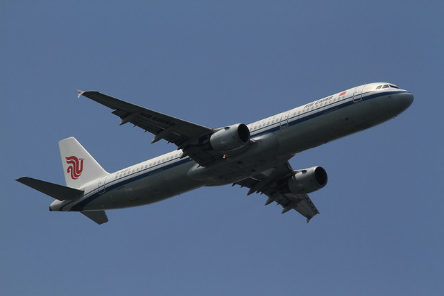 Air China B-6327