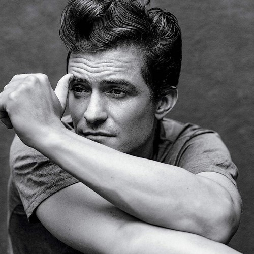 Happy Birthday, Orlando Bloom! BIRTHDAY January 13, 1977 BIRTHPLACE Canterbury, England AGE 39 years old BIRTH SIGN Capricorn ABOUT Best known for playing Legolas in the Lord of the Rings and Hobbit films and Will Turner in the Pirates of the Caribbean s
