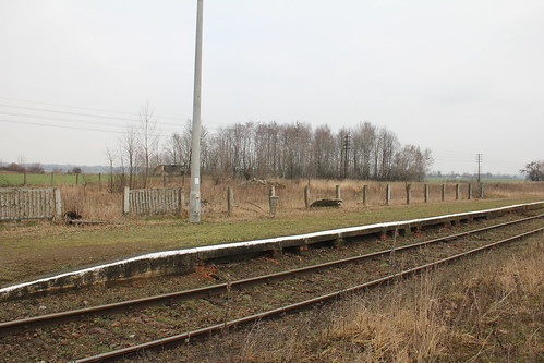 railroad station canon track platform poland polska rail railway pkp opolskie kubice opolszczyzna canoneos550d canonefs18135mmf3556is d29287