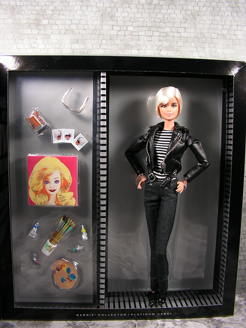 2015 Barbie Andy Warhol Barbie DGW53 (16)