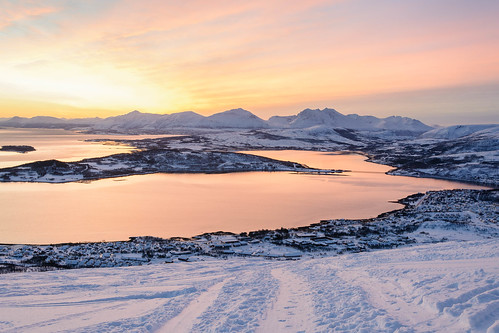 winter norway norge vinter skiing skitur tromsø mørketid troms polarnight kvaløya finnlandsfjellet