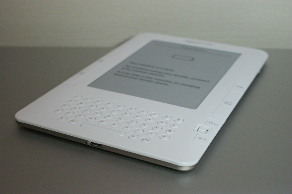 Kindle (2nd Generation) - 2009