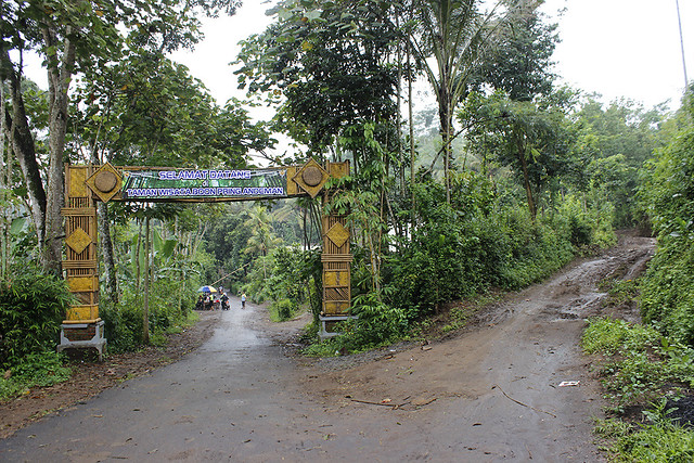 Main di Malang - Andeman - Gerbang Lokasi