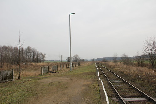 railroad station canon track platform poland polska rail railway pkp opolskie kubice opolszczyzna canoneos550d canonefs18135mmf3556is d29287