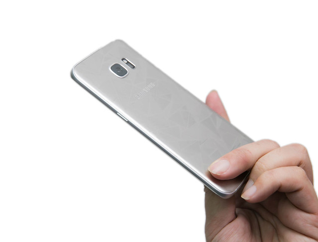 Samsung Galaxy S7 edge 市售版銀色機開箱 + 全機包膜分享 @3C 達人廖阿輝