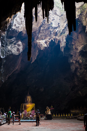 voyage trip temple shrine thaïlande bouddha cave grotte thailande worldtour tourdumonde bouddism changwatphetchaburi tambonthongchai