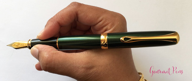 Diplomat Excellence A2 Rollerball Pen Evergreen with Gold Trim NEW in box 