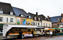 Lorris - Photo of Montereau