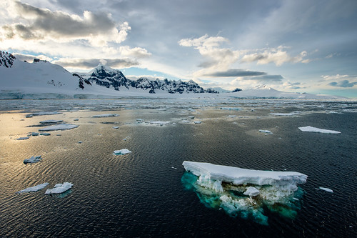 sunrise antarctica iceberg aq packice neumayerchannel