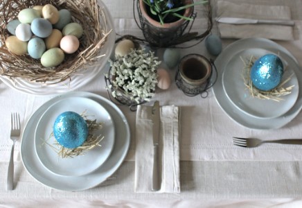 Create an Easter and Spring table setting