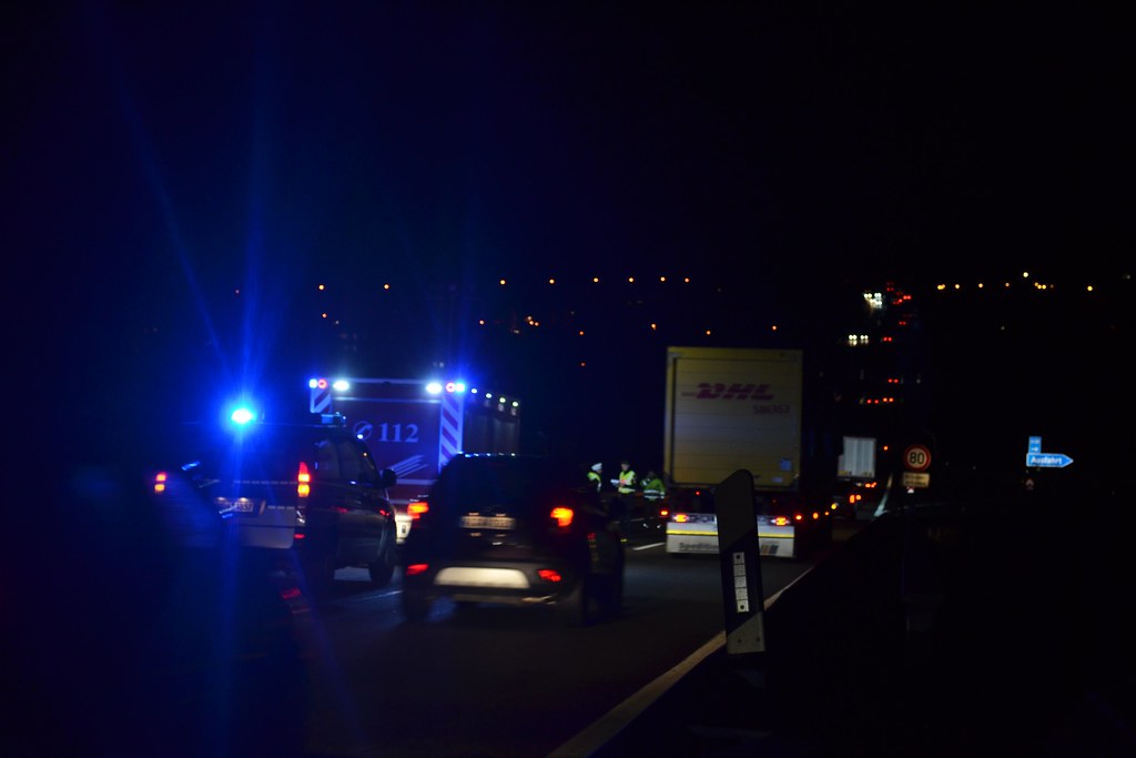 A8 bei Pforzheim: Auffahrunfall mit 3 beteiligten Fahrzeugen - 20.02.2016