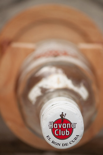 wood travel glass vertical closeup canon stand bottle view outdoor extreme havana cuba scenic down tourist ron pointofview lookdown cap extremecloseup rum local unusual bottlecap cienfuegos attraction havanaclub downview 500d constrast canon500d