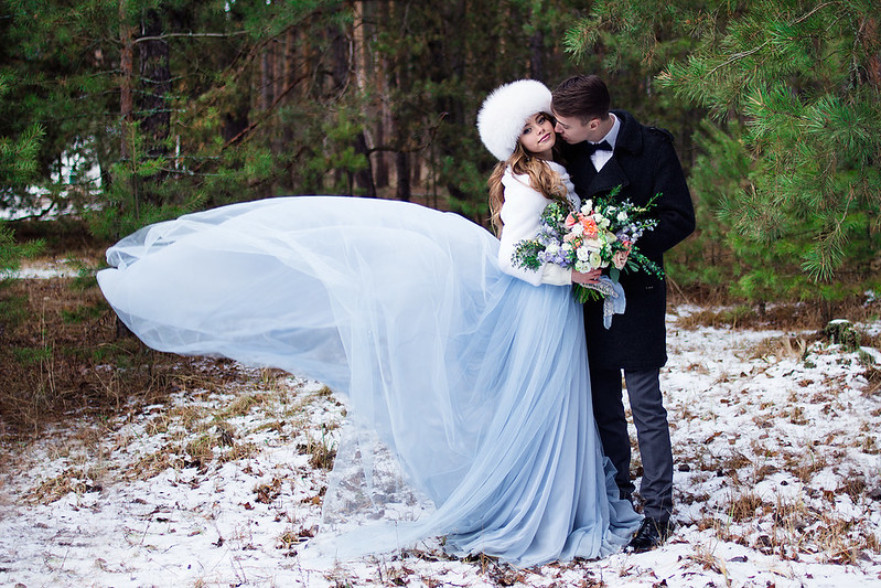 A blue wedding gown for "something blue" winter wedding | fabmood.com