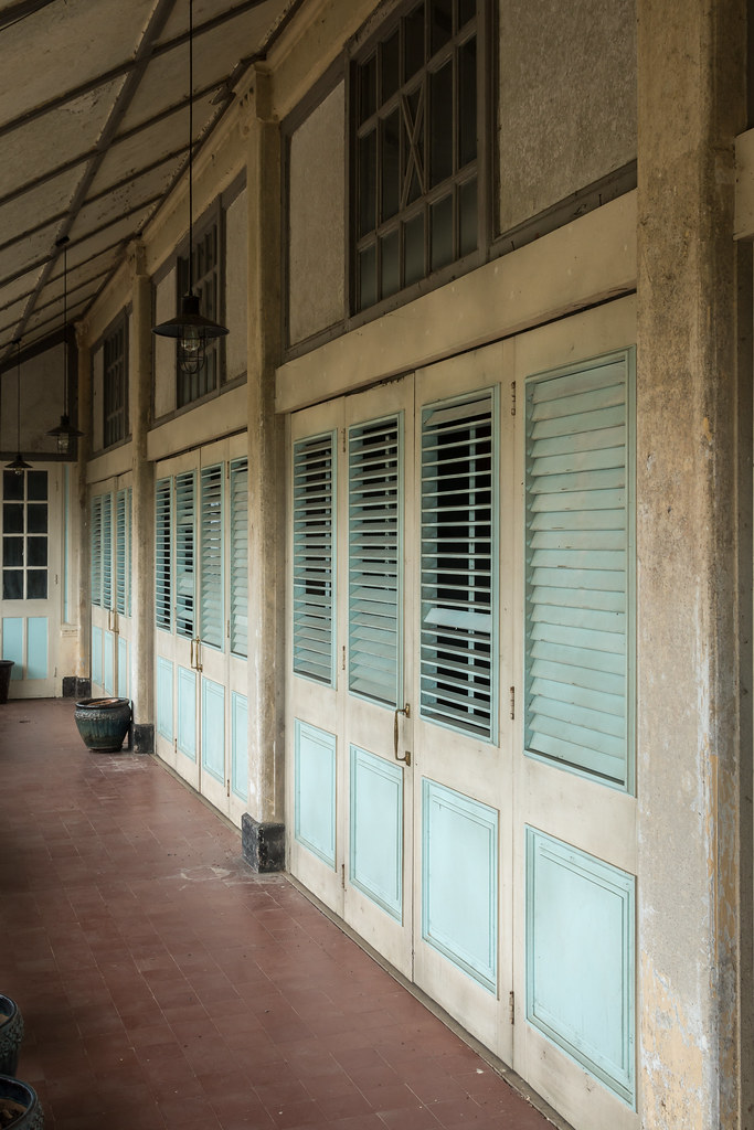 Abandoned International School of Penang / Crag Hotel