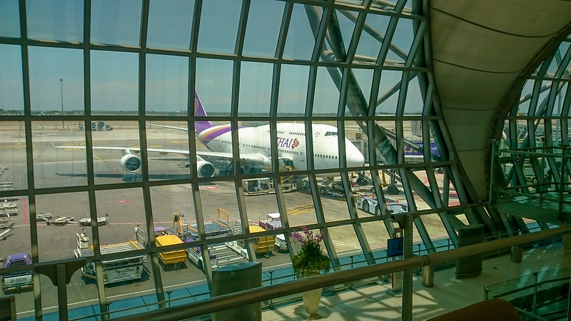 25118475604 2419a371ca c - REVIEW - Thai Airways : Royal First Class - Bangkok to London (B747 Refreshed)