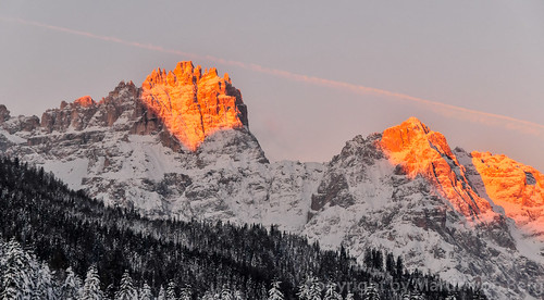 italien schnee winter italy snow mountains ice forest sunrise berge eis wald sonnenaufgang dolomitealps coldness kälte dolomiten kreuzbergpass