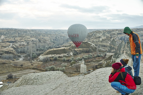 【写真】2015 東欧周遊 : 熱気球（高台より）/2015-12-01/PICT6292