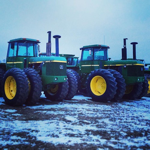morning winter john square grit early midwest farm auction country grain squareformat deere johndeere countrylife iphone farmlife countryliving grainyphoto iphoneography instagramapp uploaded:by=instagram