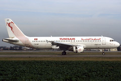 Tunisair A320-211 TS-IMF TLS 29/12/1995