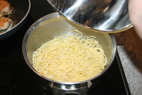 30 - Spaghetti hinzufügen / Add spaghetti
