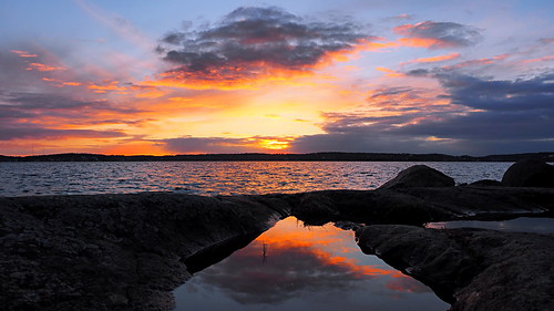 sunset sea sky seascape water clouds reflections evening seaside rocks colours sweden olympus värmdö em1