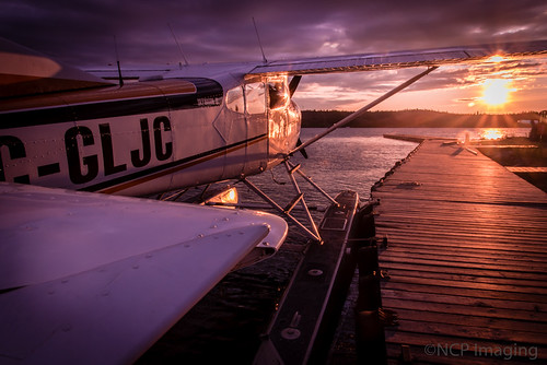 sunset canada airplane pier flying nikon flight nwt d750 northwestterritories northern yellowknife floatplane iamcanadian cans2s