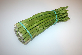 01 - Zutat grüner Spargel / Ingredient green asparagus