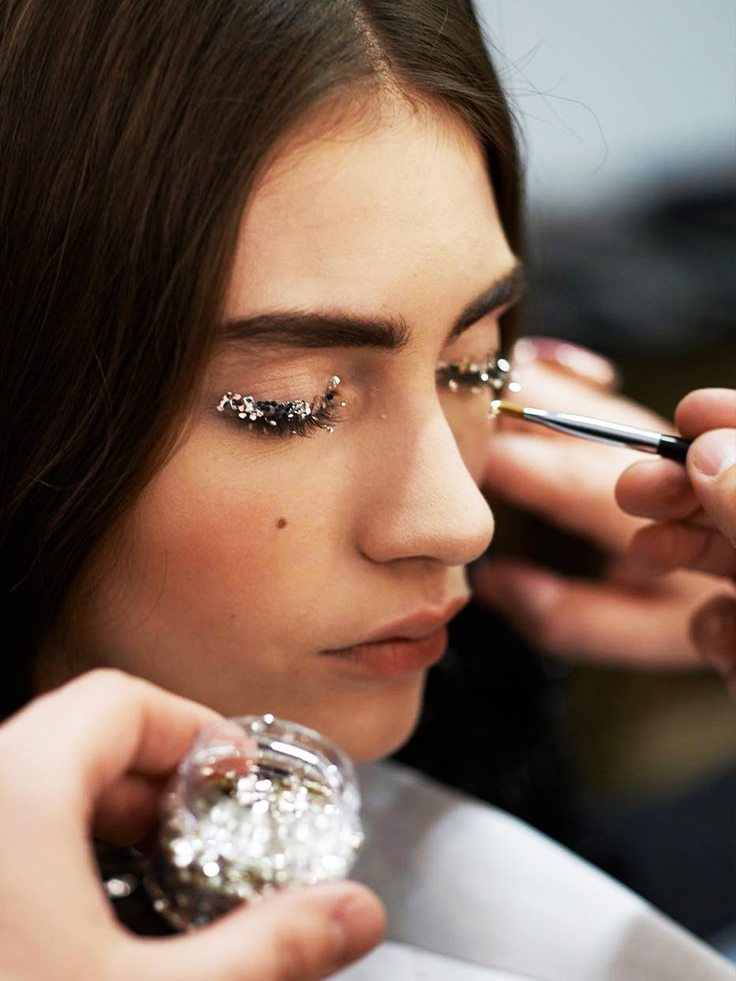 new years eve glitter eye makeup tutorial