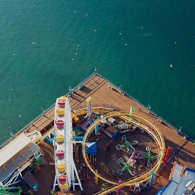 Santa Monica Pier ?? Perfect for a Valentine's Day date ❤️?:@dirka | #DRONEMULTIMEDIA ?Use it to be featured! Follow us at: @drone_multimedia Thanks in advance for your likes and comments ? #gopro #
