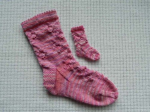 Rose & Thorn wee sock