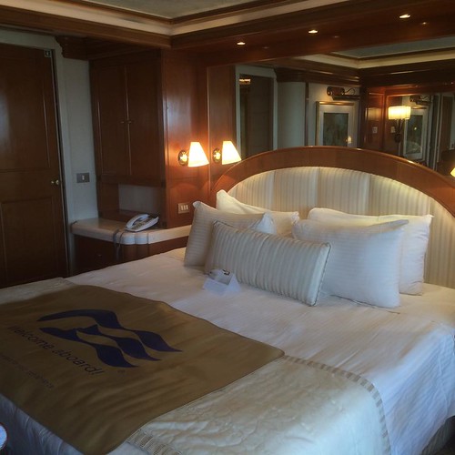 bed in suite