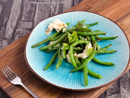 Green Beans with Mozzarella and Mint