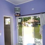 suites com tv ventilador ar condicionado e wifi , cozinha comunitaria quiosque com geladeira frizer e churrasqueira ,.
