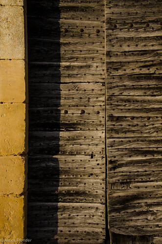 door travel shadow brown black france color church yellow architecture outside photo shadows centre anthropic menetoucouture abbayedefontmorigny