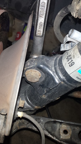 Brake swap Next, slide the ball joint into the bottom of the spindle and tighten everything down with bolts. In case your spindle didn't come with a wheel speed sensor, use the ones from your factory spindles. You'll need Allen keys to complete the transfer.