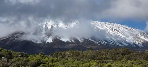 cloud mountain kilimanjaro berg clouds tanzania wolken grau panasonic summit tansania tz6