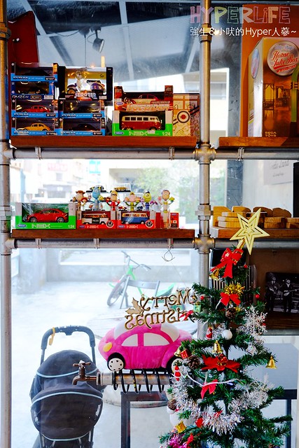∴ Beetle Land ∵聚集敲可愛金龜車元素的主題輕食咖啡館，開金龜車到店用餐還可享有餐點折扣呦～ @強生與小吠的Hyper人蔘~