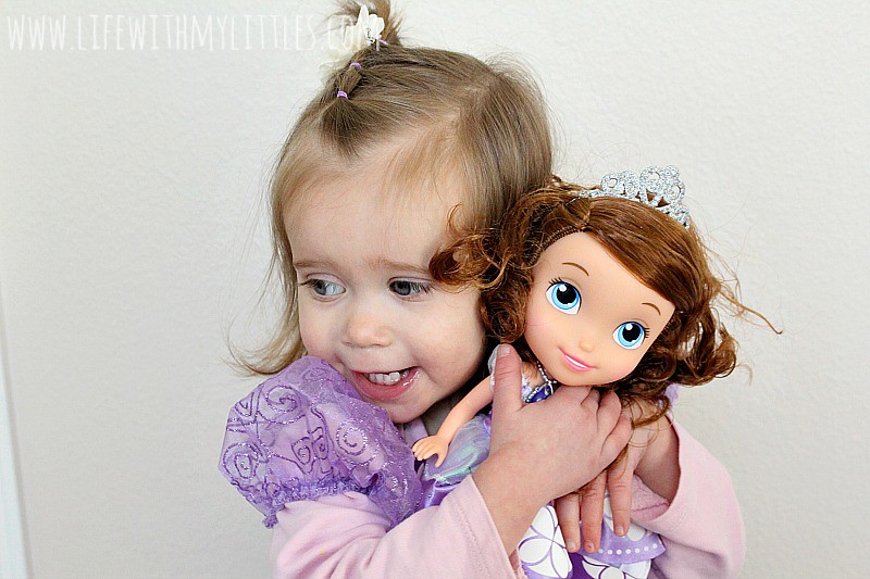 It can be hard to teach girls how to be confident and kind, but Sofia the First helps make it easier!