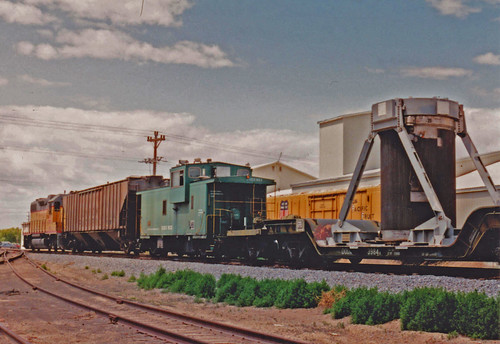 railroad idaho locomotive freight gp38 upnuketrainblftidjune1992