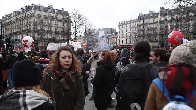MVI_7092 People gathering on Place de la Republique to protest against the Loi du Travail