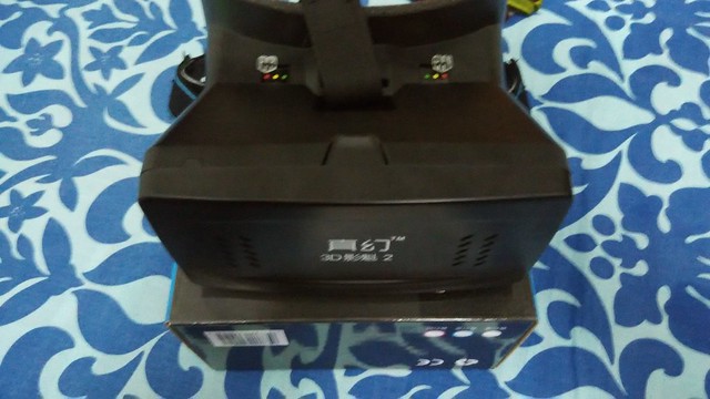 RIEM VR HeadSet right after Unpacking